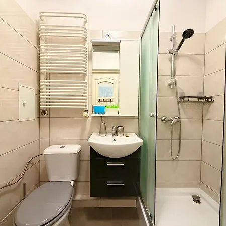 Apartment Reja Cozy Comfort By Bookinghost