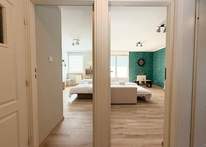 Apartment Reja Cozy Comfort By Bookinghost