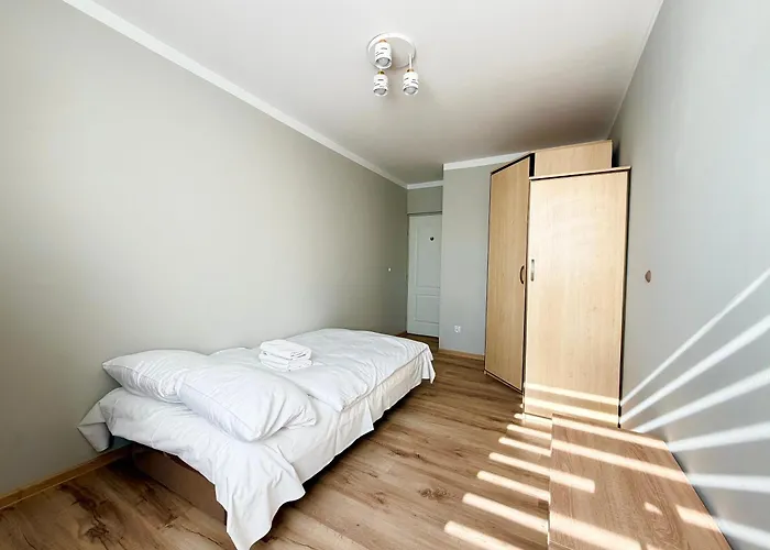 Apartment Reja Cozy Comfort By Bookinghost