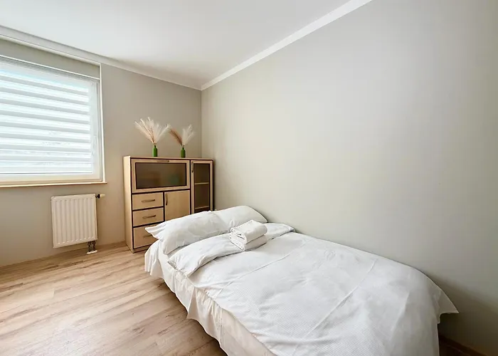 Reja Cozy Comfort By Bookinghost *