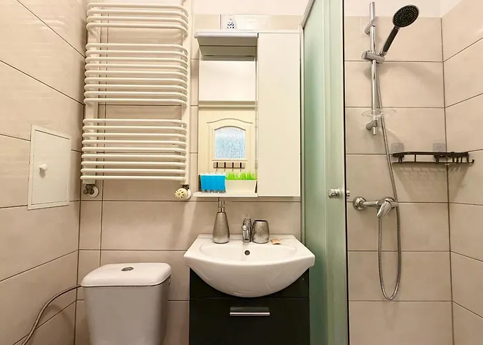 Apartment Reja Cozy Comfort By Bookinghost